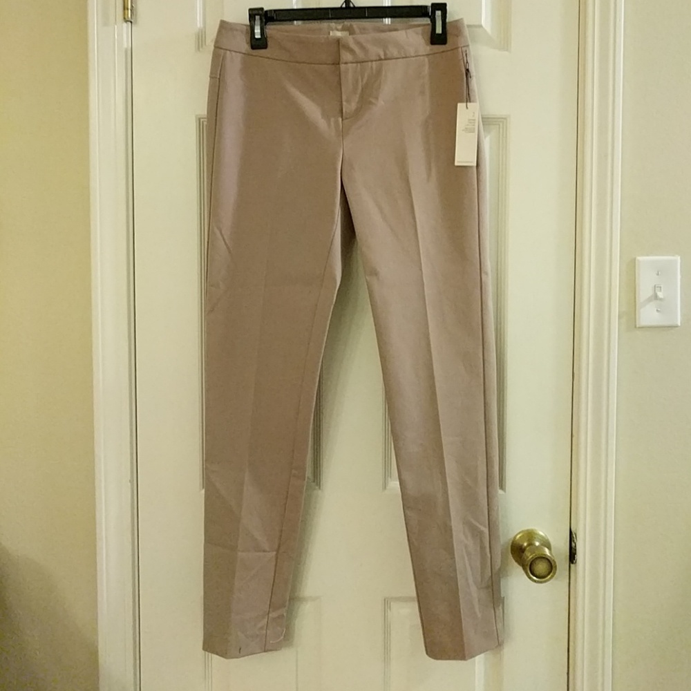 Ecru Santana in capucine size 2 NWT